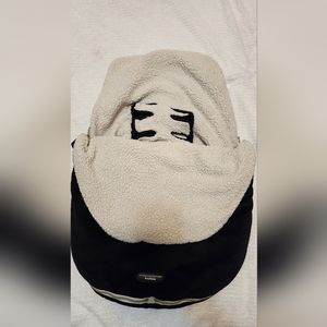 J. Cole Bundleme carseat cover